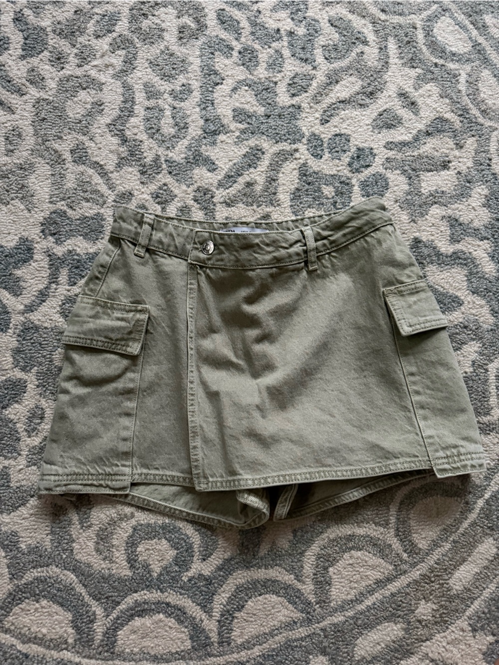 Zara Green Cargo Skort Shorts